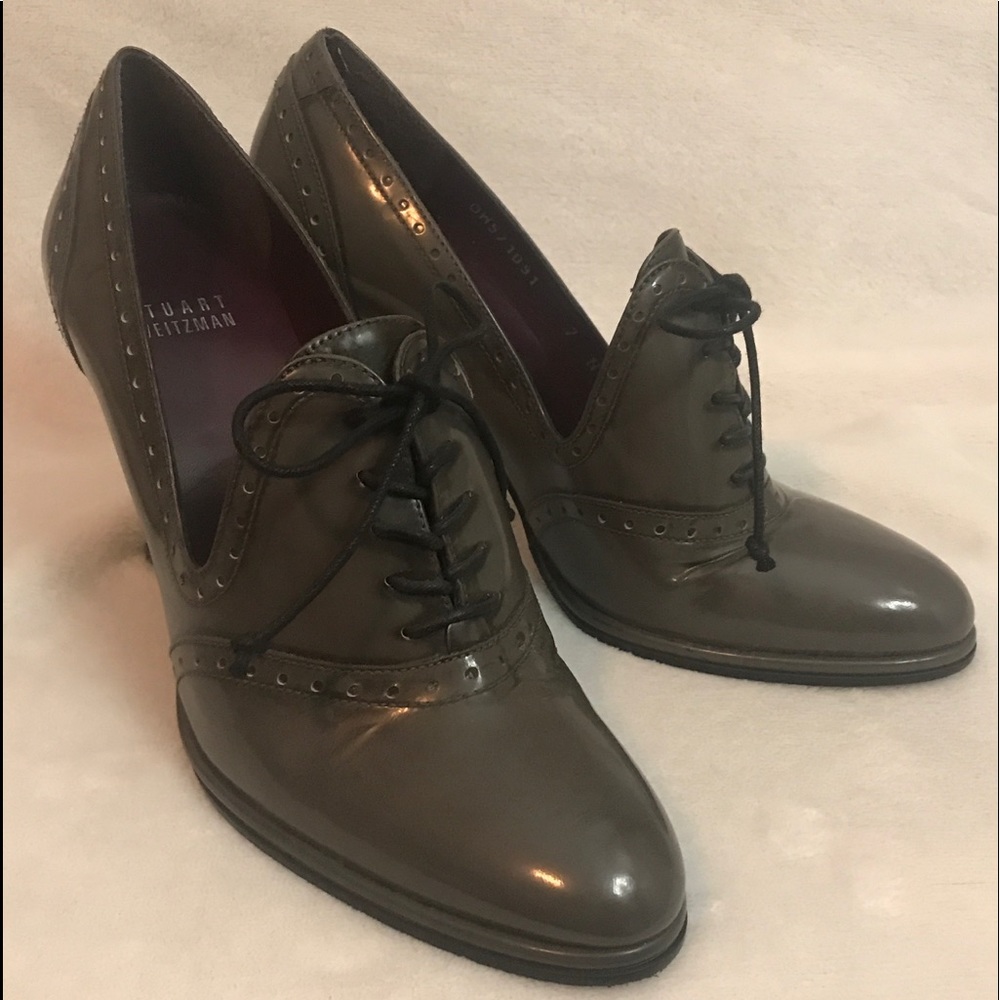 Stuart Weitzman Oxford Pumps